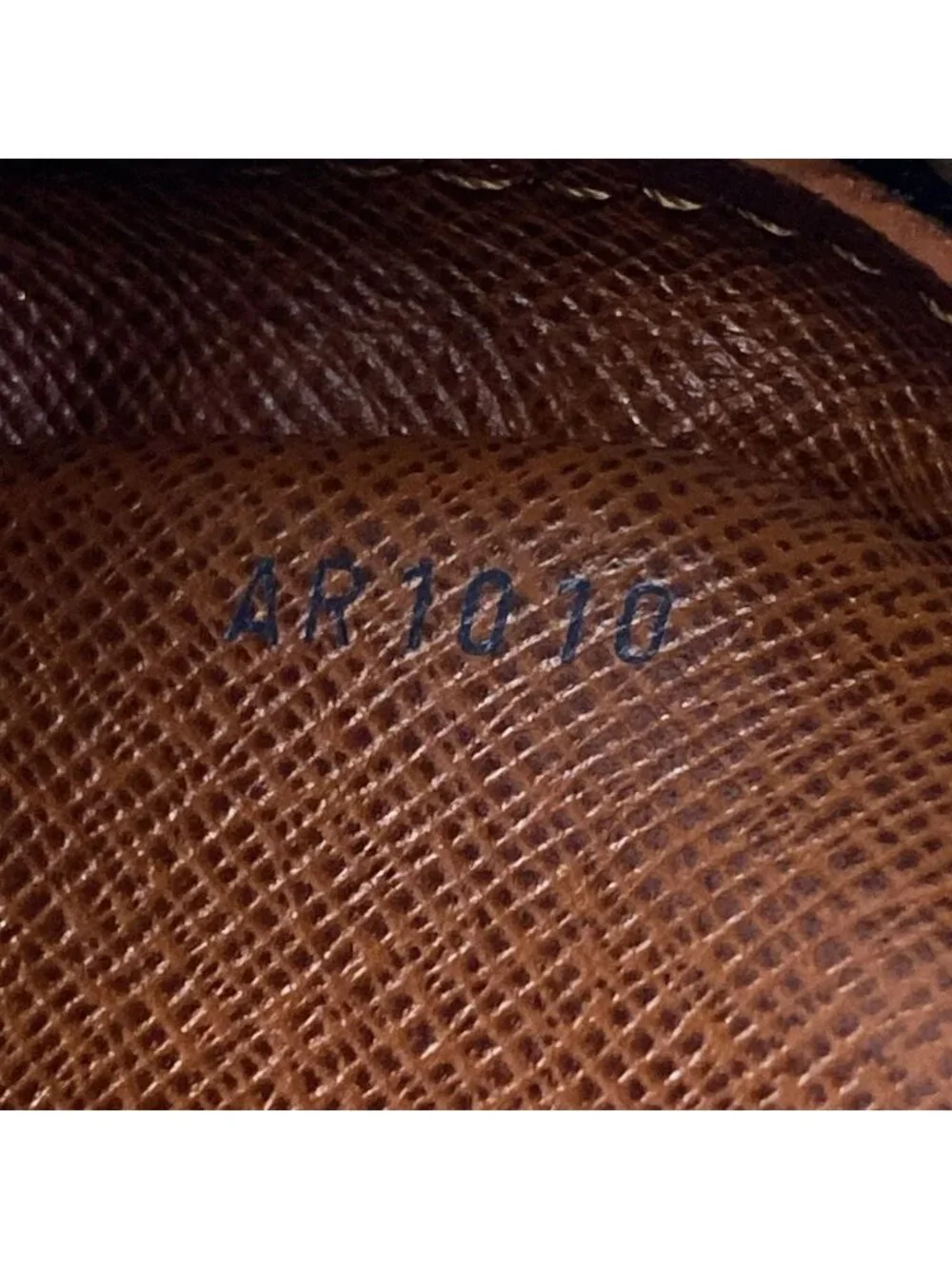 Louis Vuitton category shoulder
